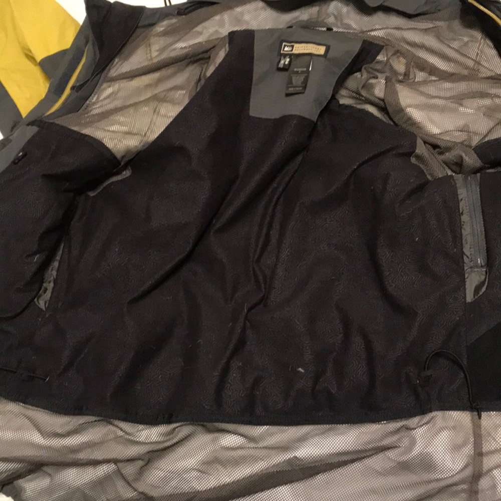 REI Ski shell jacket - Picture 3 of 4